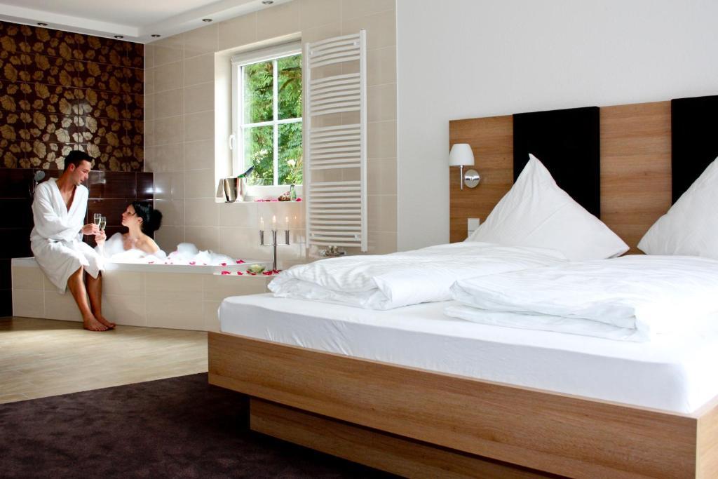 Hotel Roessle Berneck Altensteig Εξωτερικό φωτογραφία